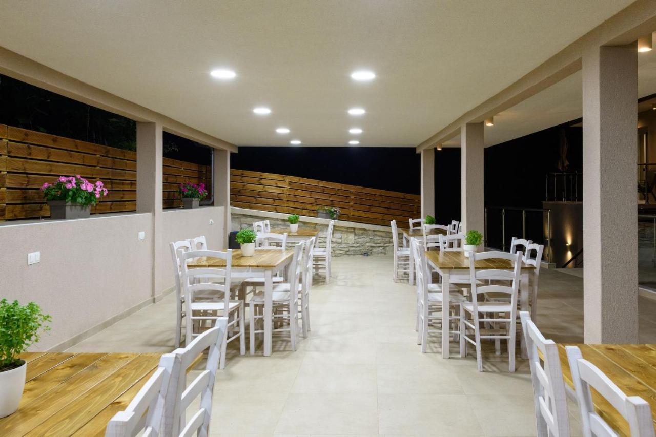 Alfa Boutique Ξενοδοχείο Kinira  Εξωτερικό φωτογραφία